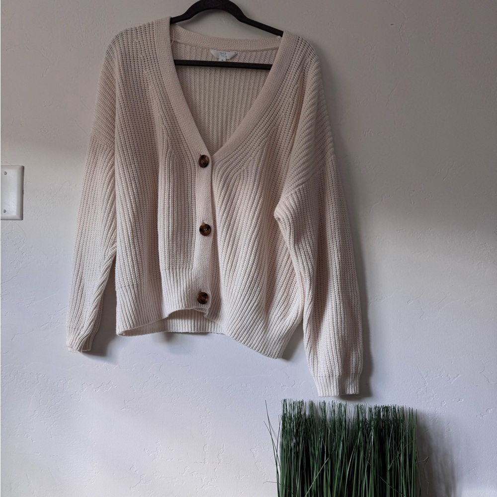 SOLD - Time and Tru Cream Knit Cardigan